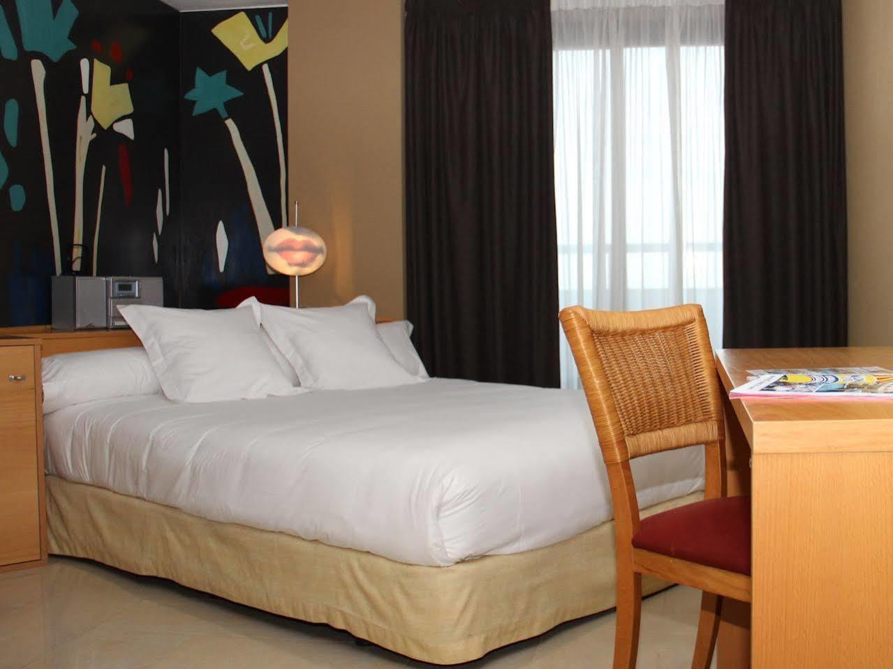 Apartamentos Marina D'Or Beach أوروبيسا ذيل مار المظهر الخارجي الصورة